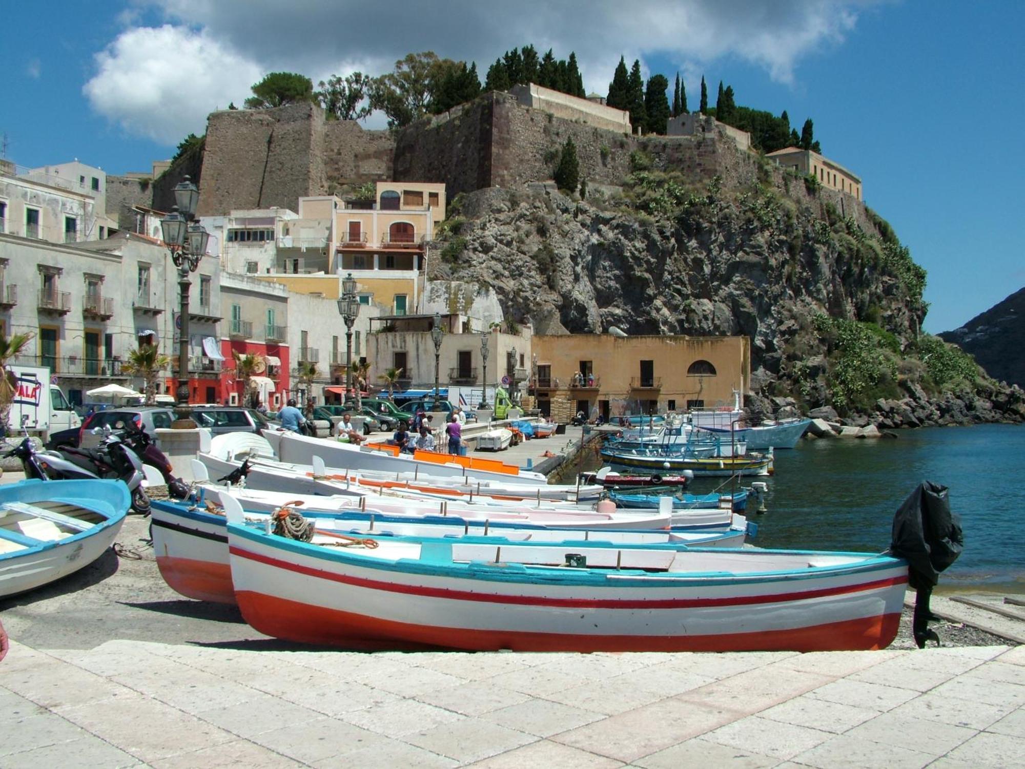 Domus Apollo Appartement Lipari  Buitenkant foto